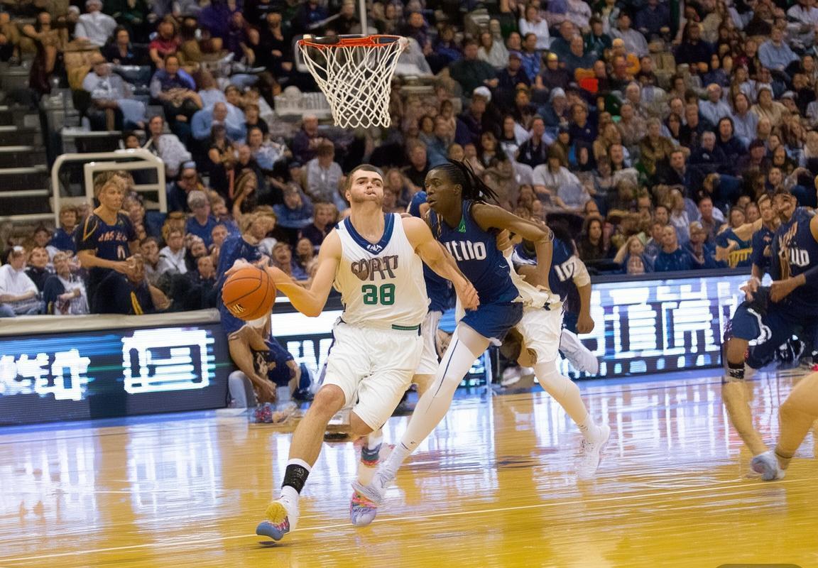 北控险胜山西：篮球盛宴中的逆袭与坚韧(图5)