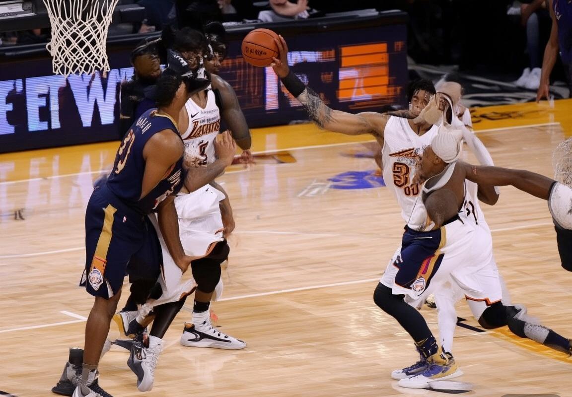 2018NBA鹈鹕对湖人巅峰对决：双塔对决，关键球员闪耀回顾(图2)