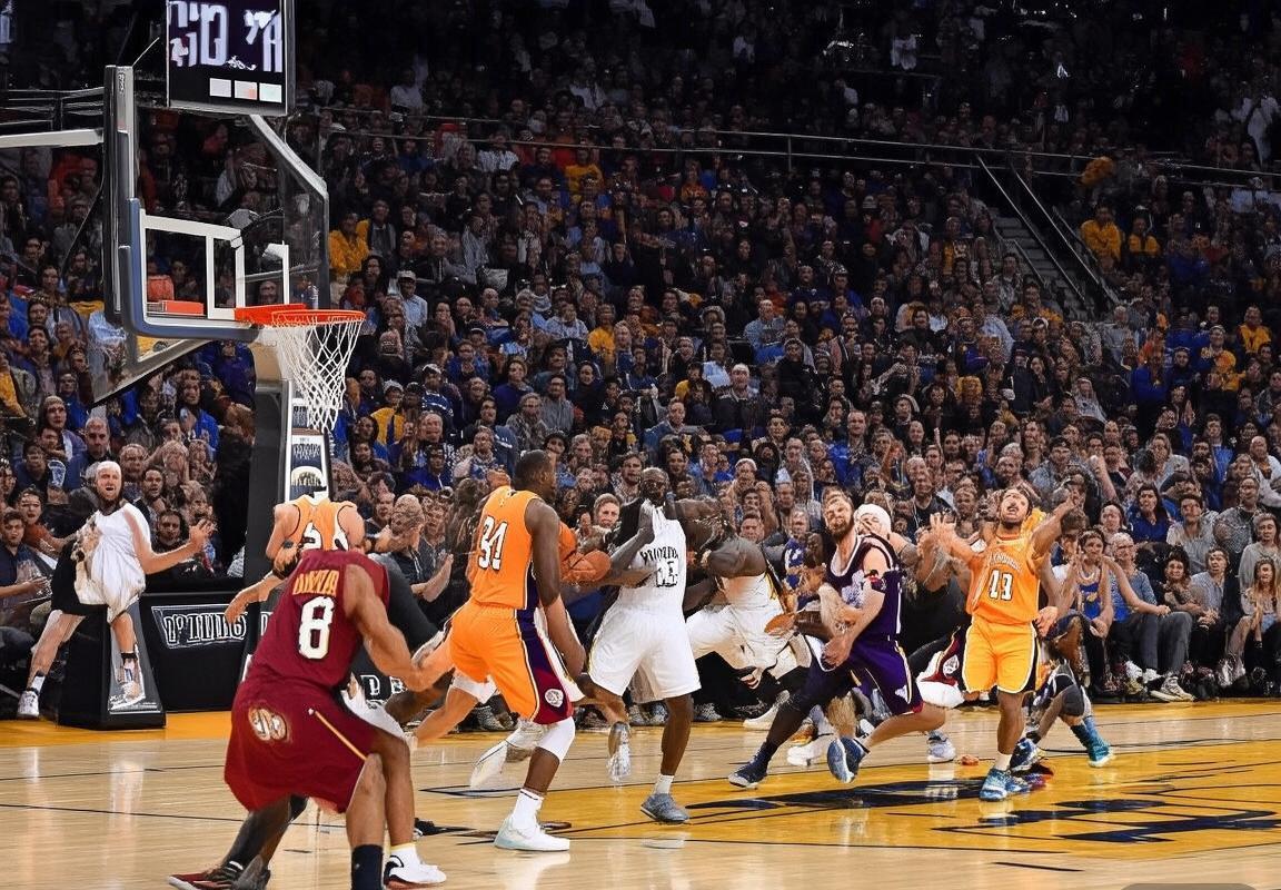 2018NBA鹈鹕对湖人巅峰对决：双塔对决，关键球员闪耀回顾(图1)